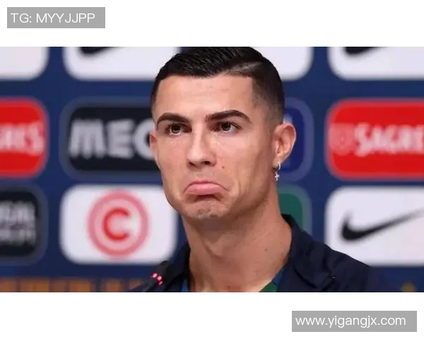 足球明星意外宣布退役引发球迷热议与媒体关注 足球明星意外宣布退役引发球迷热议与媒体关注